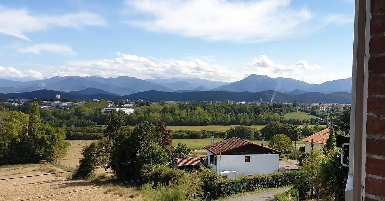 Pyrenees Vue Gite - Vues Fantastique, Parking Gratuit Sur Place & Piscine Saint-Gaudens  France