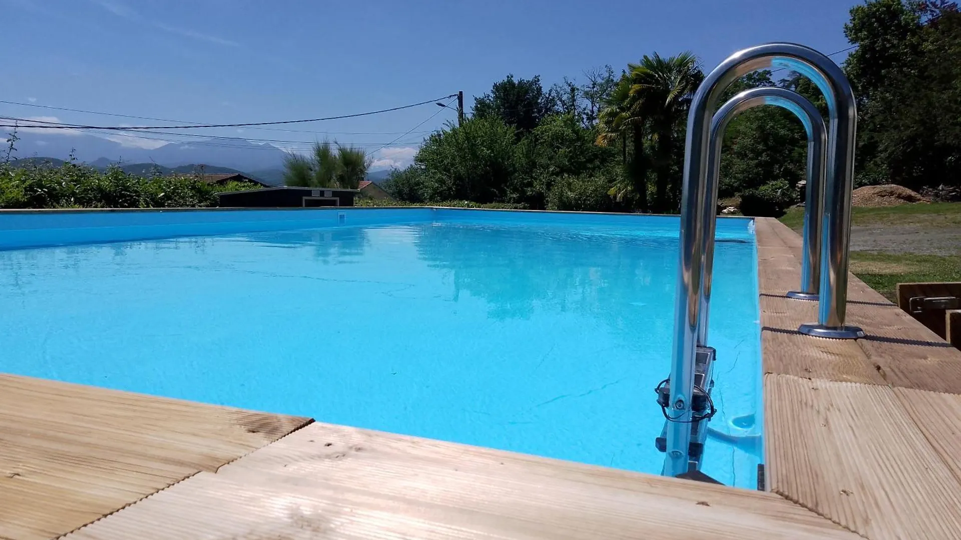 Pyrenees Vue Gite - Vues Fantastique, Parking Gratuit Sur Place & Piscine Saint-Gaudens