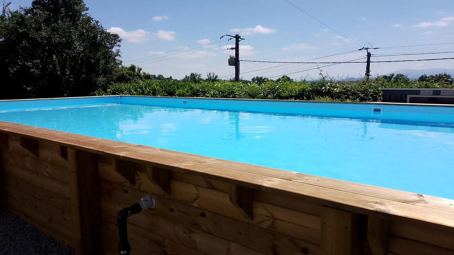 Pyrenees Vue Gite - Vues Fantastique, Parking Gratuit Sur Place & Piscine Saint-Gaudens  0*, Saint-Gaudens (Haute-Garonne) France
