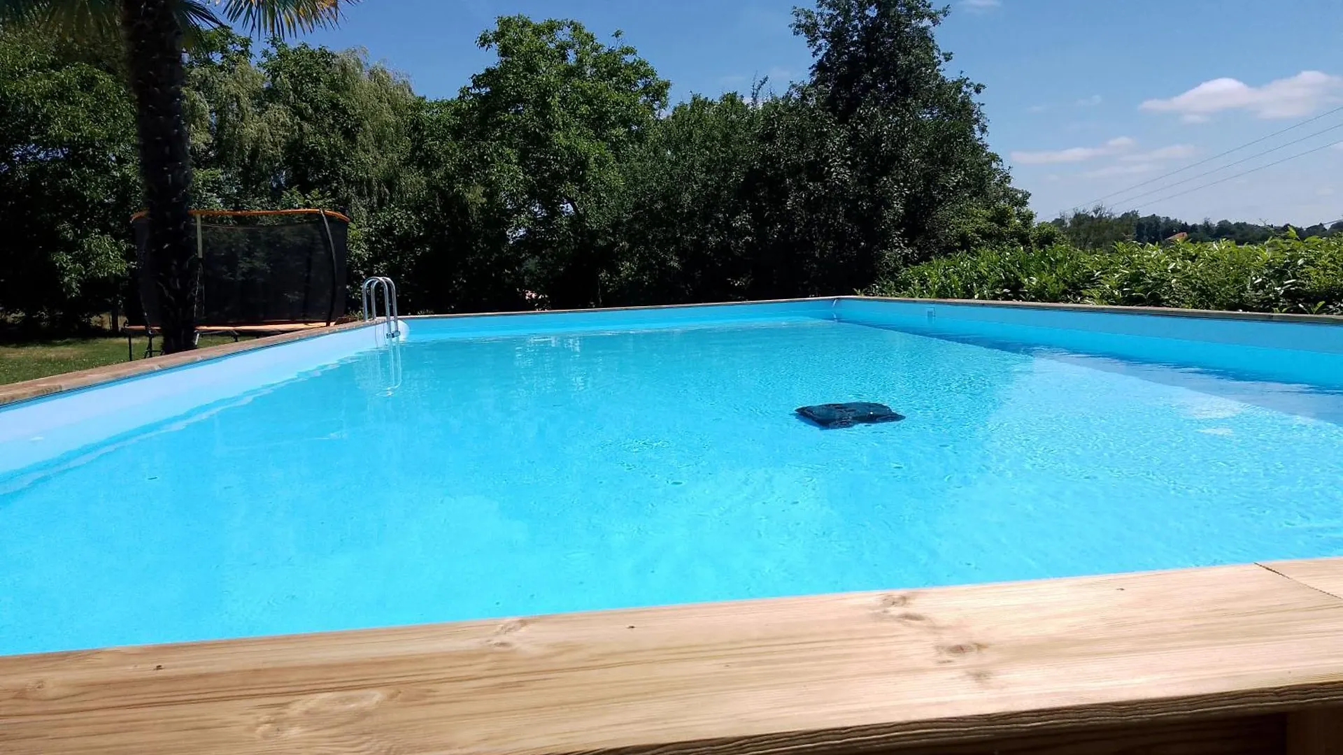 Pyrenees Vue Gite - Vues Fantastique, Parking Gratuit Sur Place & Piscine Saint-Gaudens  0*, Saint-Gaudens (Haute-Garonne) France