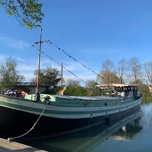  Botel Peniche Gemjo